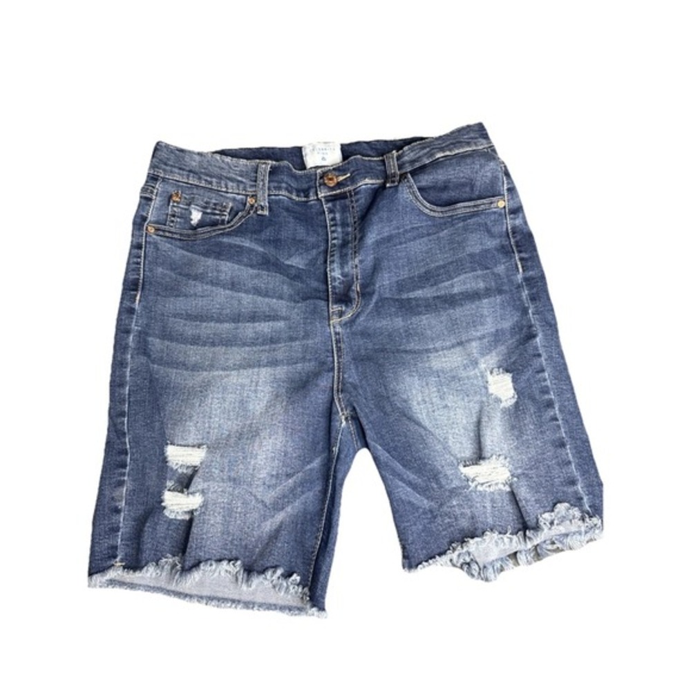 Celebrity Pink Bermuda Shorts‎ 13/31 Distressed Med Blue Denim